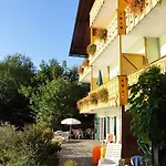 Seehaus Karantanien Am Ossiacher Ossiach